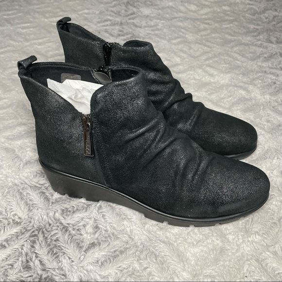 The FLEXX Slingshot Leather Wedge Booties in Black Graffio - Picture 3 of 8